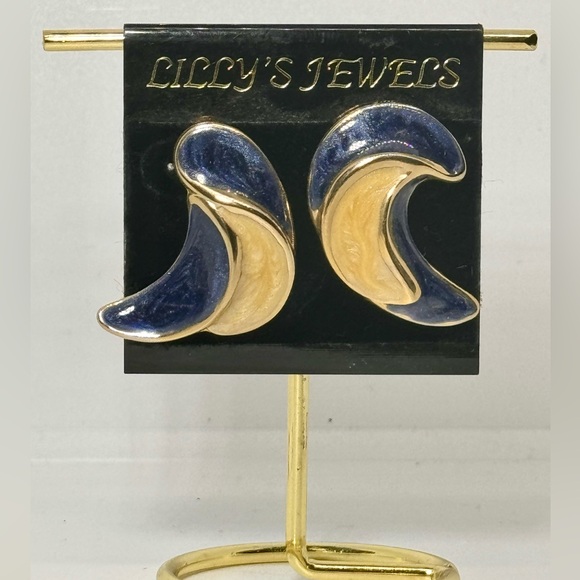 Vintage Gold Blue & Cream Enamel Earrings by Lilly’s - Classic & Elegant Design - Picture 2 of 7